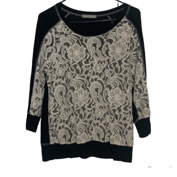 3/$30 Olivia Moon super soft 3/4 sleeve lace crochet front top - Picture 1 of 7